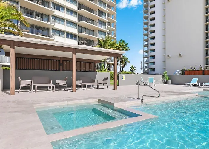 Majorca Isle Beachside Resort Maroochydore