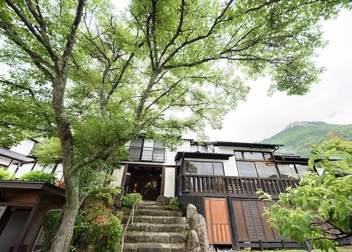 Yufuin Onsen Tsukanoma