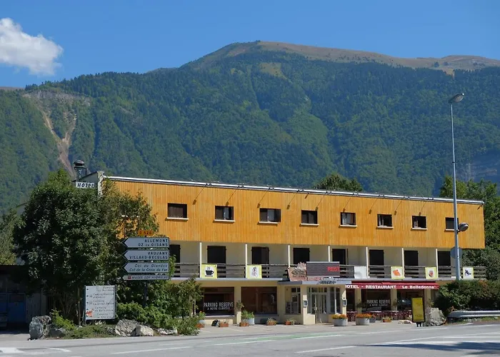 Hotel Belledonne Le Bourg-dʼOisans