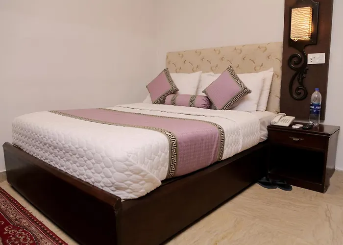 Shelton Hotel Lahore