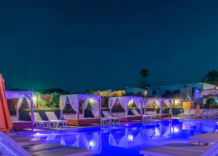 Chandris Apartments Kavos