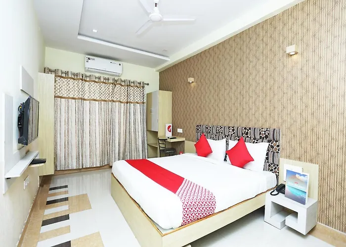 Oyo 16472 Hotel Shree Balram International Raipur 