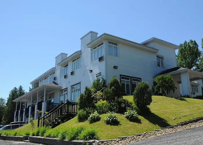 Hotel Au Petit Berger La Malbaie