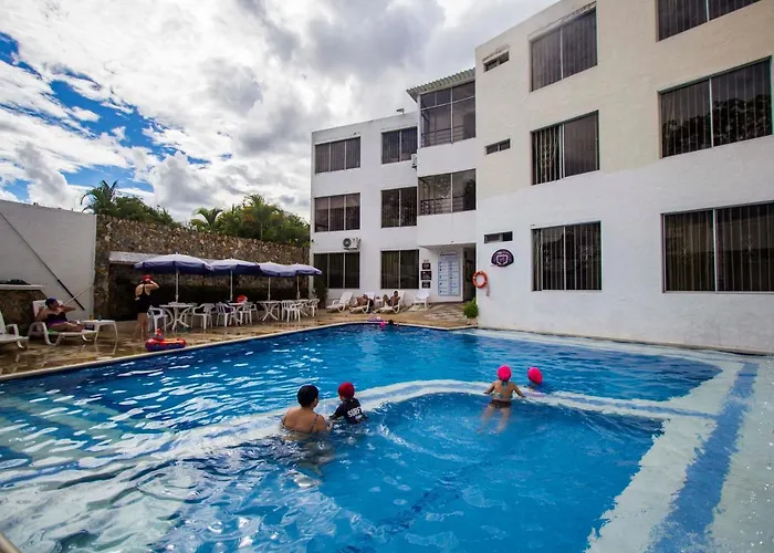 Blue Star Hotel Melgar