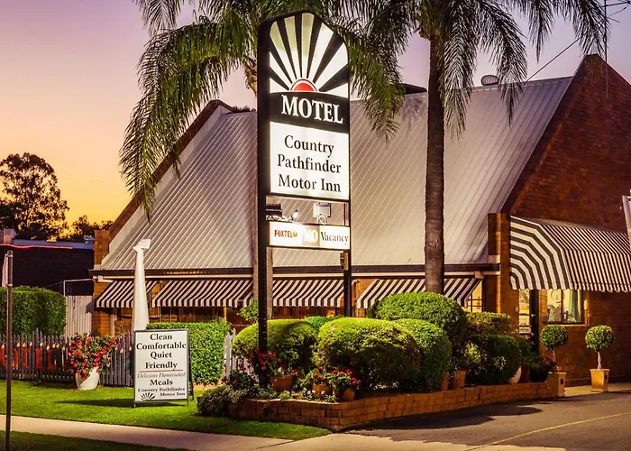 Country Pathfinder Motor Inn Dalby