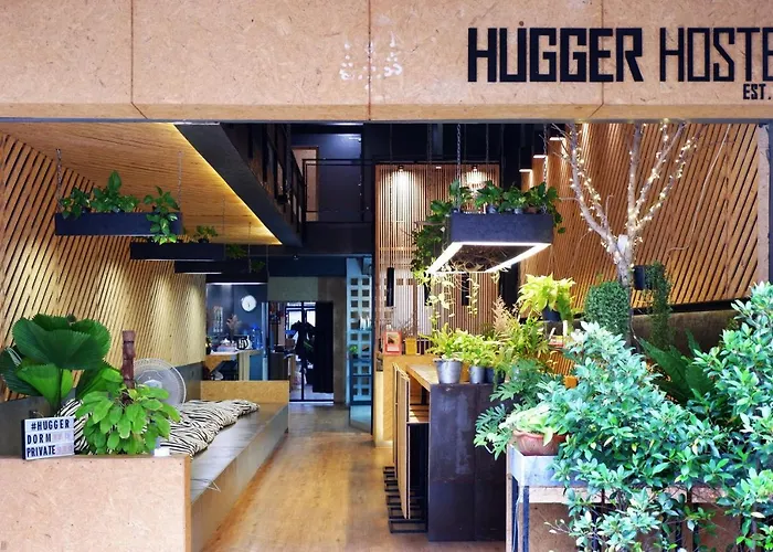 Hugger Hostel (Adults Only) Phuket