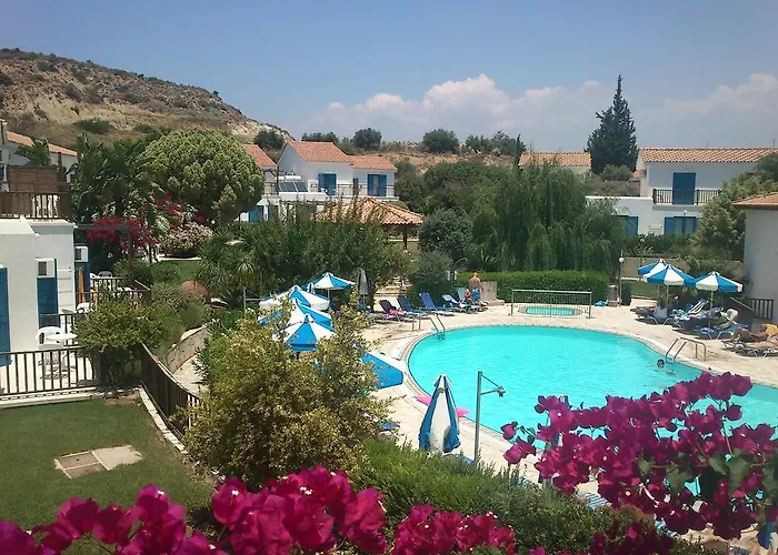 Hylatio Tourist Village Pissouri