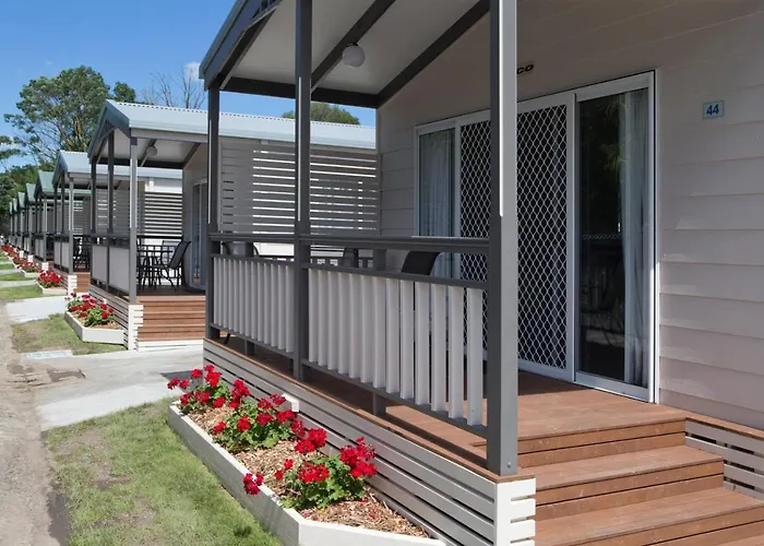 Big4 Dandenong Tourist Park Hotel