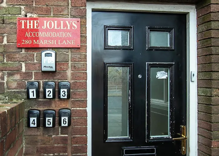 The Jollys Hotel Bootle 