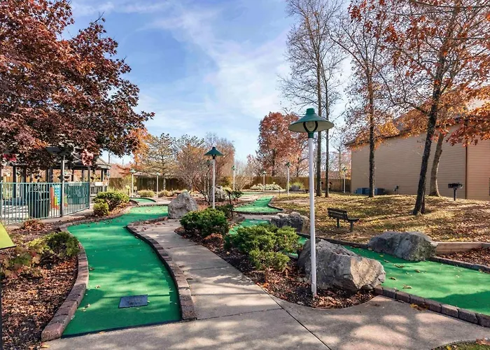 Hilton Vacation Club The Falls Village Branson