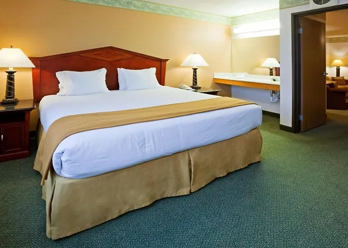 Quality Inn & Suites Eagan