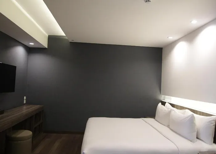 Geary Hotel Bandung