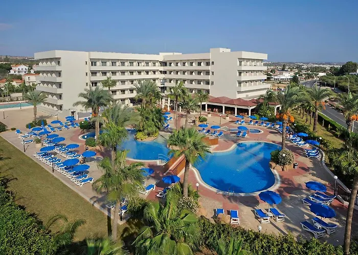 Nissiana Hotel & Bungalows Ajía Nápa