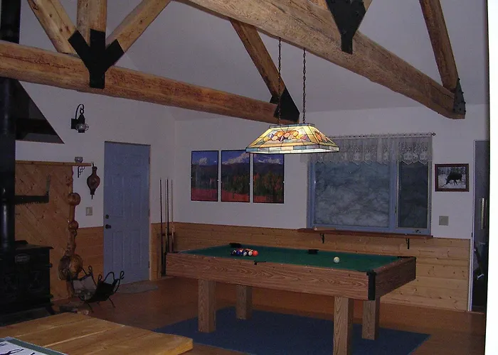 Alaska'S Northland Inn Trapper Creek