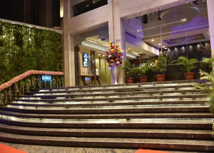 Dng The Grand Hotel Kanpur