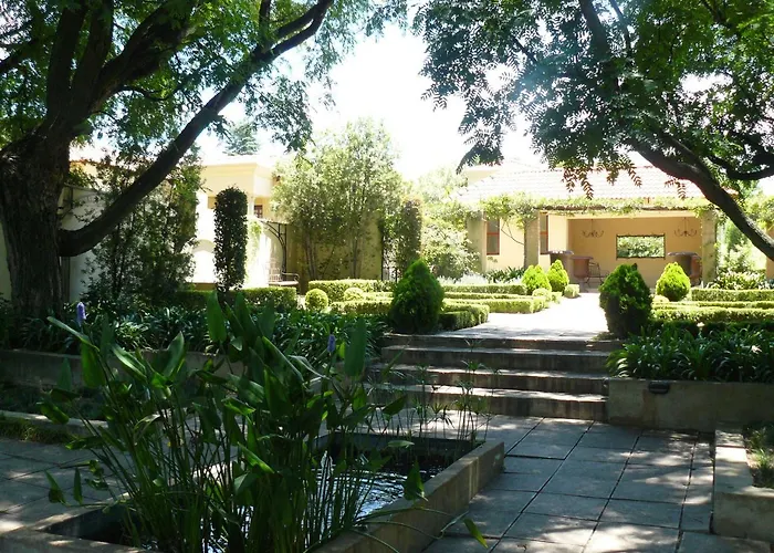 Moon And Sixpence Garden Guest House Muldersdrift