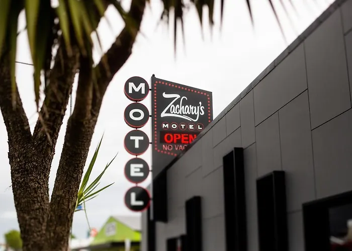 Zachary'S Motel Levin