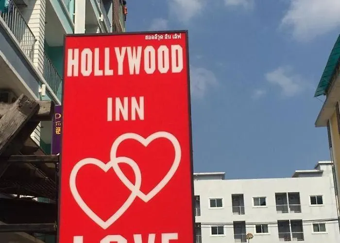 Hollywood Inn Love Patong