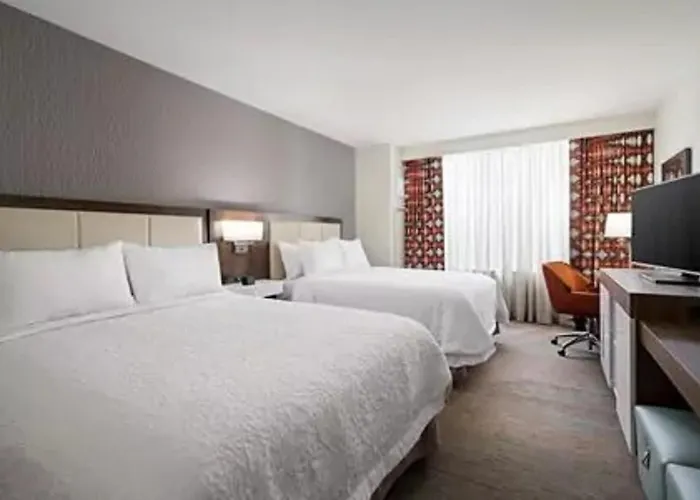 Hampton Inn & Suites Snoqualmie