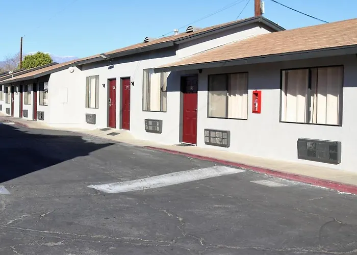 Palm Inn Motel - Montclair