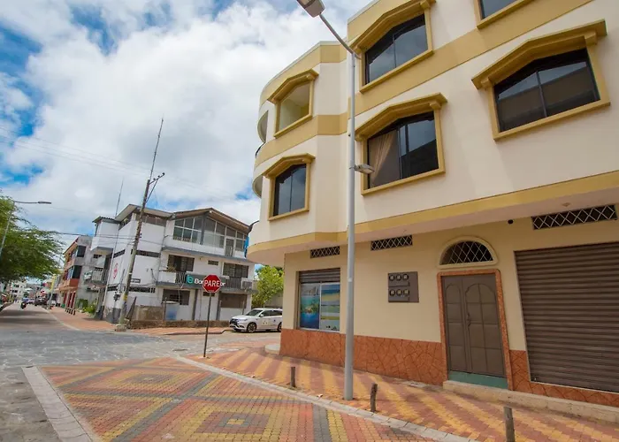 Hostal Andry Puerto Baquerizo Moreno