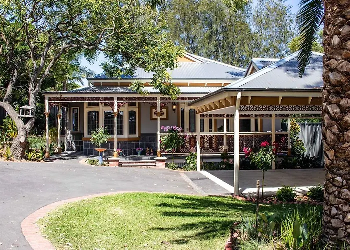 The Oaks Lilydale Accommodation