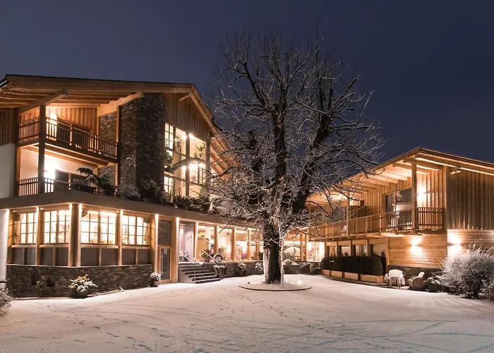 Hotel Gasthof Höllriegl Sarntal