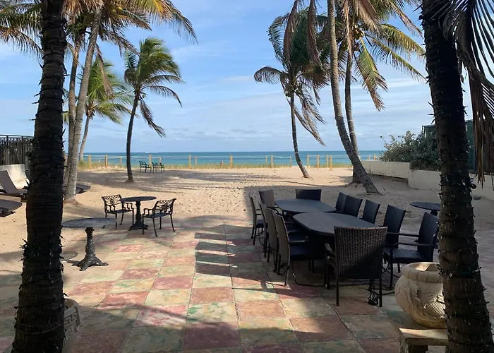 Courtyard Villa Hotel Lauderdale-by-the-Sea