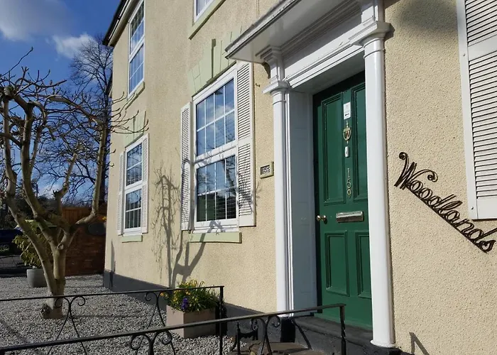 Woodlands 159 Bed & Breakfast Pershore