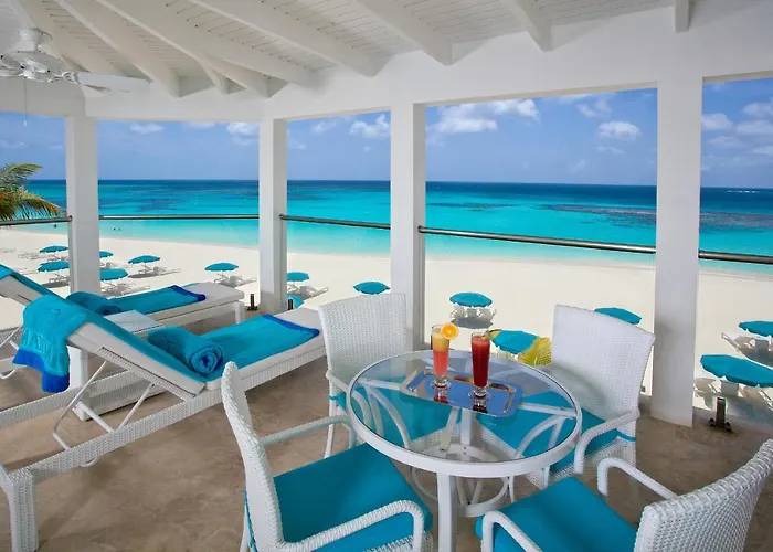 The Manoah Boutique Hotel Shoal Bay Village