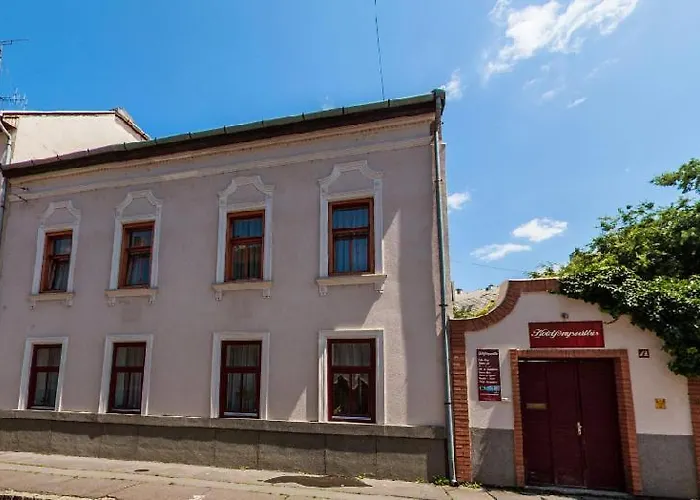 Holdfenyszallas Szeged