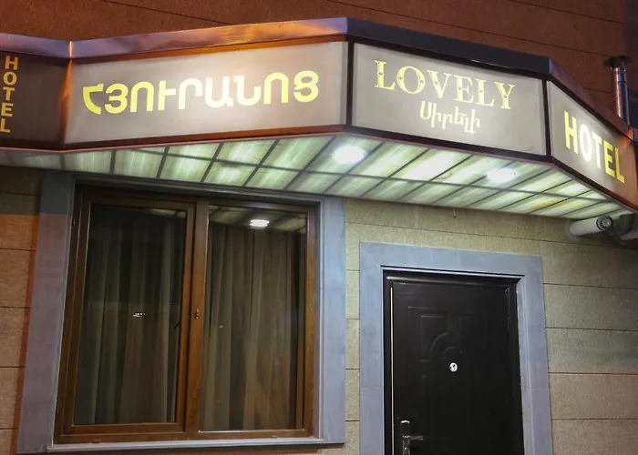 Lovely Hotel In Centre Erivan