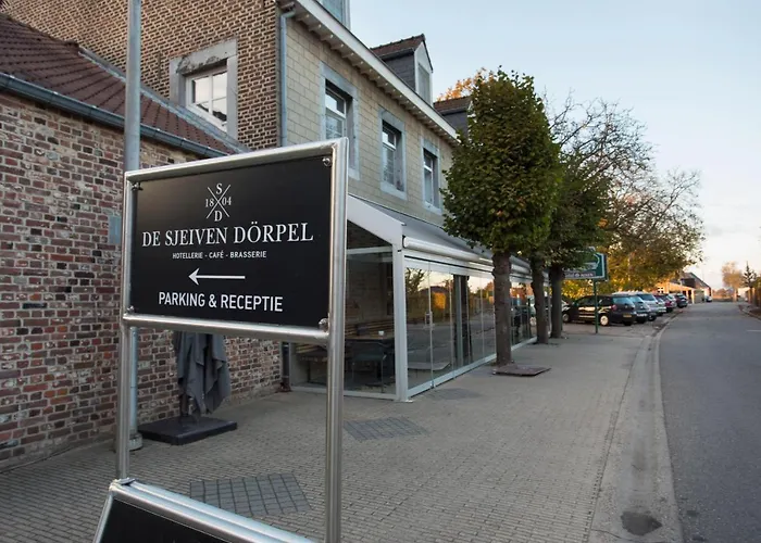 De Sjeiven Dorpel Hotel Maaseik