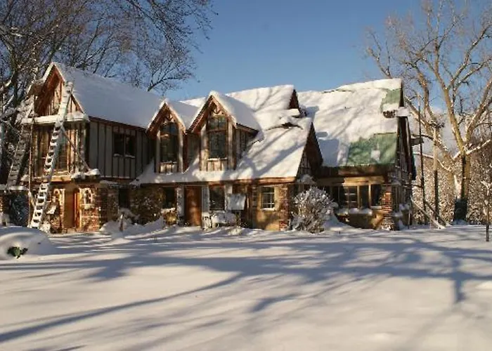 The Outing Lodge Stillwater