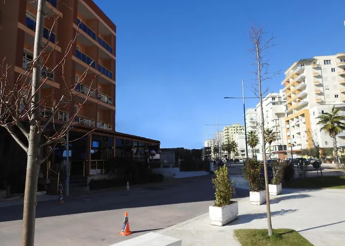 Hotel 3 Vellezerit Durres