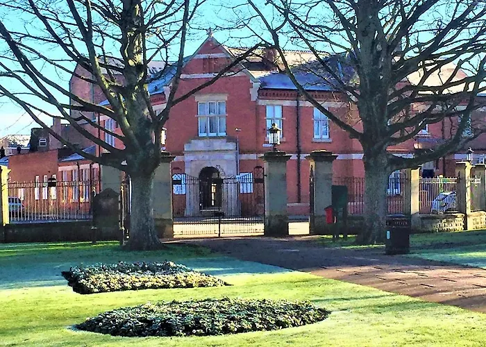 Kings Park Hotel Retford