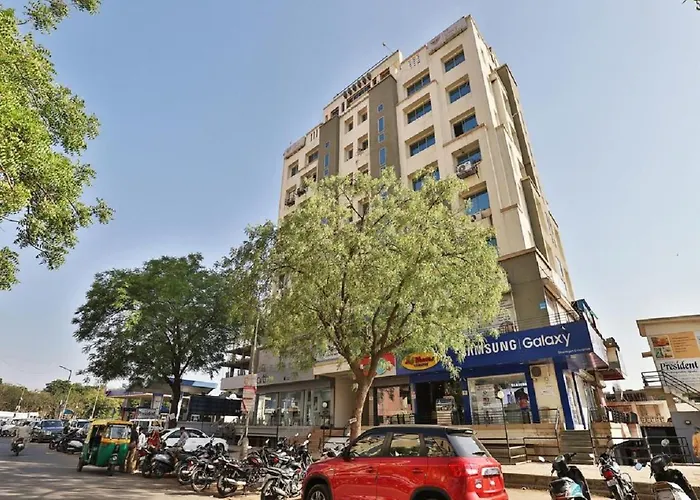 Hotel President Inn By Sky Stays Gandhinagar