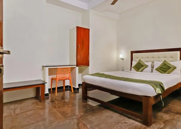 Itsy Hotels Prakasam Residency Pondicherry