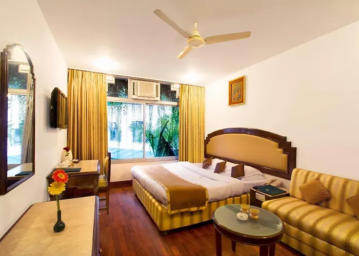 Hotel Deep Palace Lucknow