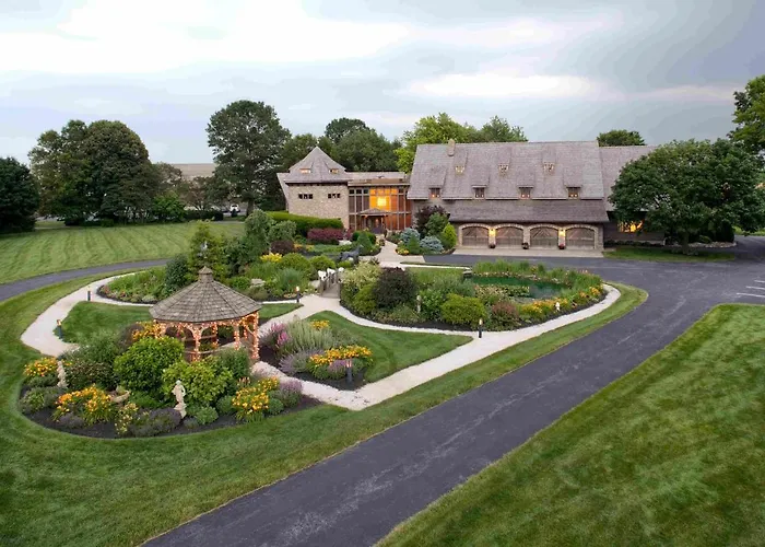 Twin Pine Manor Bed & Breakfast Ephrata