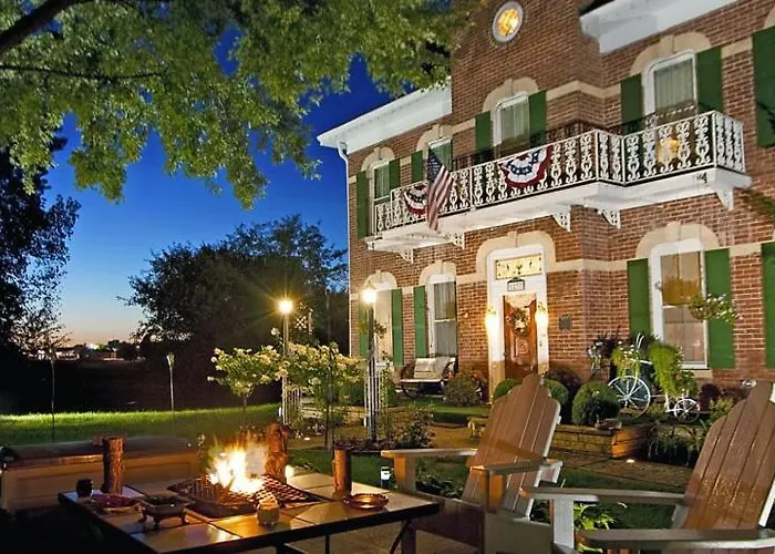 Cloran Mansion Bed & Breakfast Galena