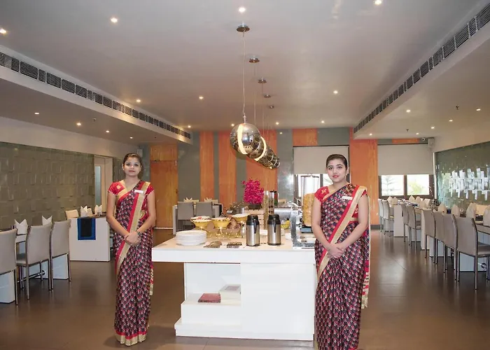 The Opal Hotel Rampur 