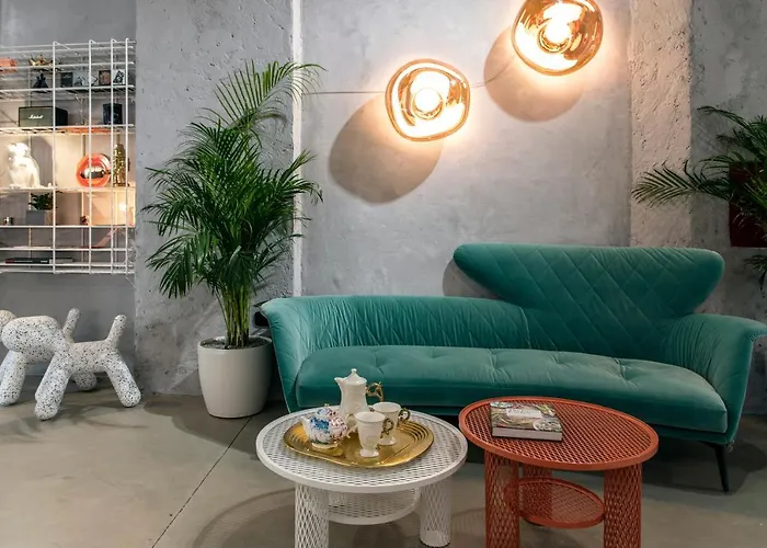 14 Reasons Why Hotel Athens