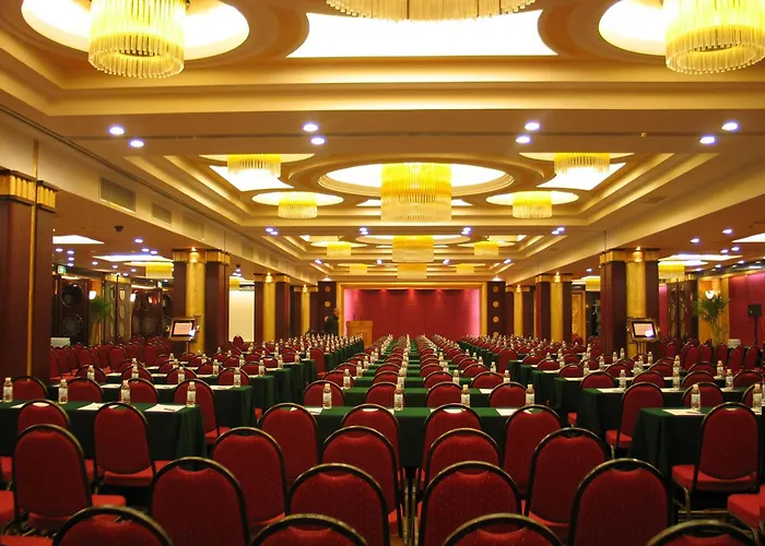 Qingdao Oceanwide Elite Hotel