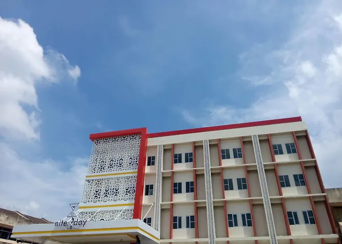 Nite&Day Batam Jodoh Square Hotel