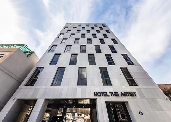 Hotel The Artist Yeonsinnae Seoul