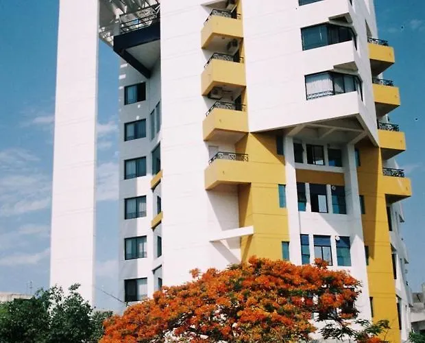 Hotel Maharaja Regency Satara