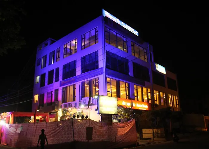 Oyo 36432 Hotel Tarang Ghaziabad