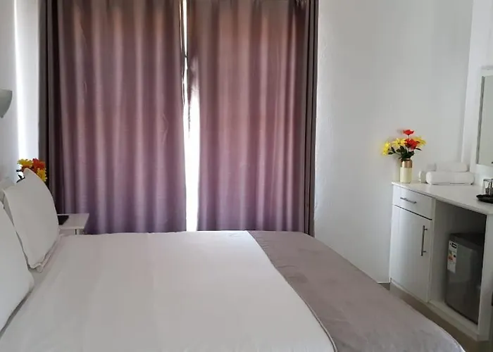 Royal Ushaka Durban North Hotel