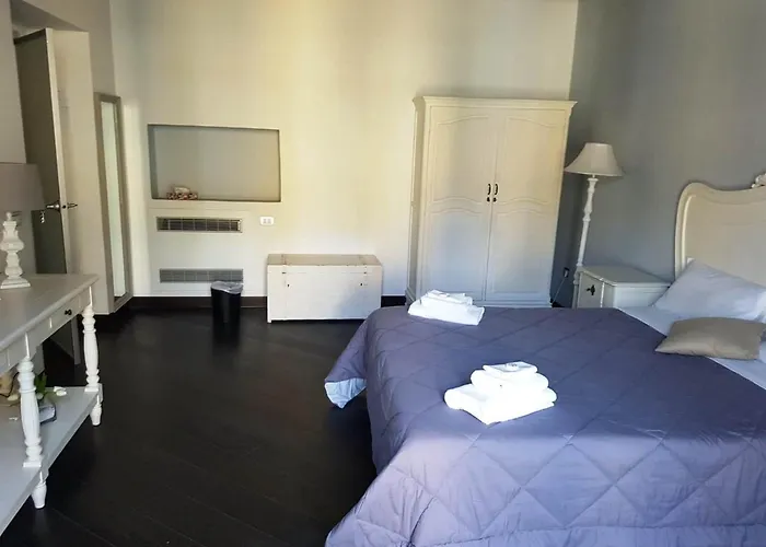 Zelzar Salerno Centro Hotel